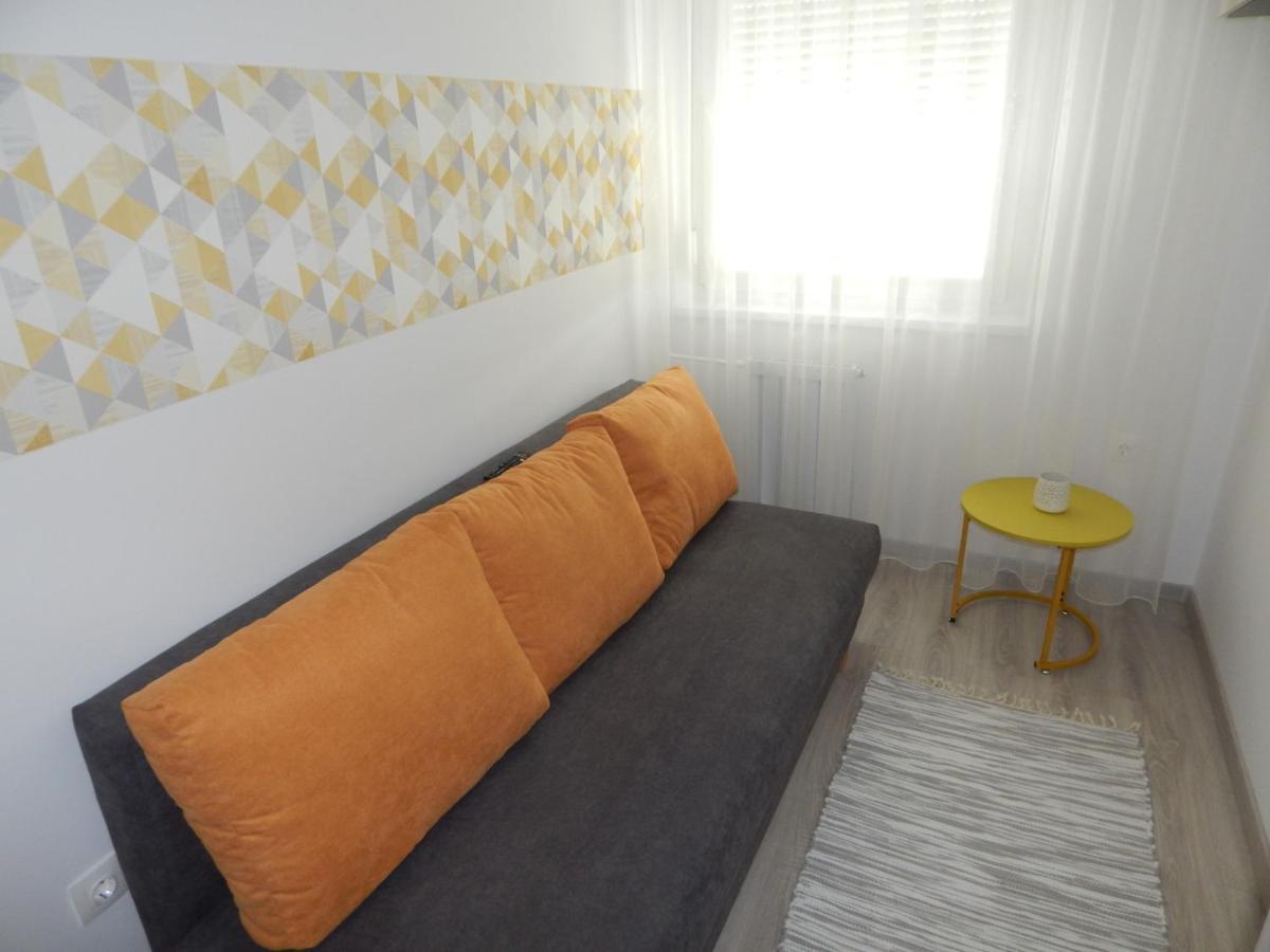 Pisztácia 2020 Apartman Kazincbarcika Esterno foto