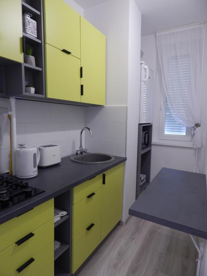 Pisztácia 2020 Apartman Kazincbarcika Esterno foto