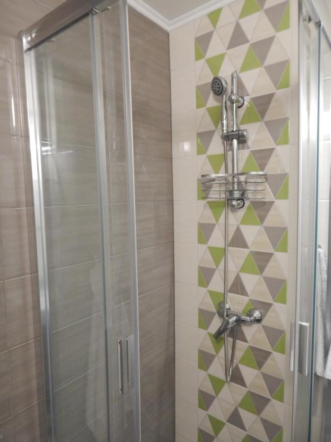 Pisztácia 2020 Apartman Kazincbarcika Esterno foto